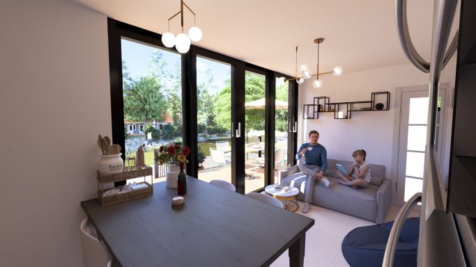 Helle Wohnsituation mit zwei Personen im Wohnzimmer und grüner Aussicht durch große Fenster.
