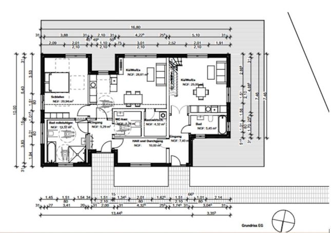 Grundriss eines Hauses mit Wohnraum, Küche, Schlafzimmern und Terrasse.